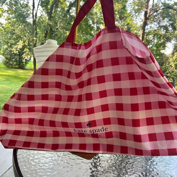 NWOT-Kate Spade Red and White Checkered Tote - Picture 4 of 6